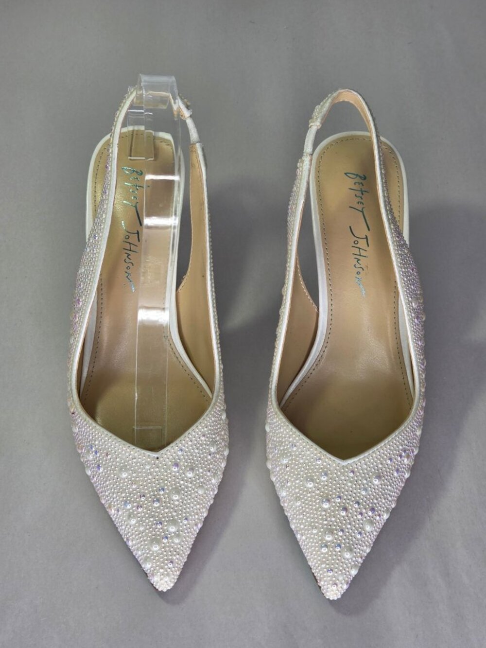 Betsey Johnson Clark Rhinestone Slingback Pumps - Ivory Size: 6.5 W - Picture 2 of 8